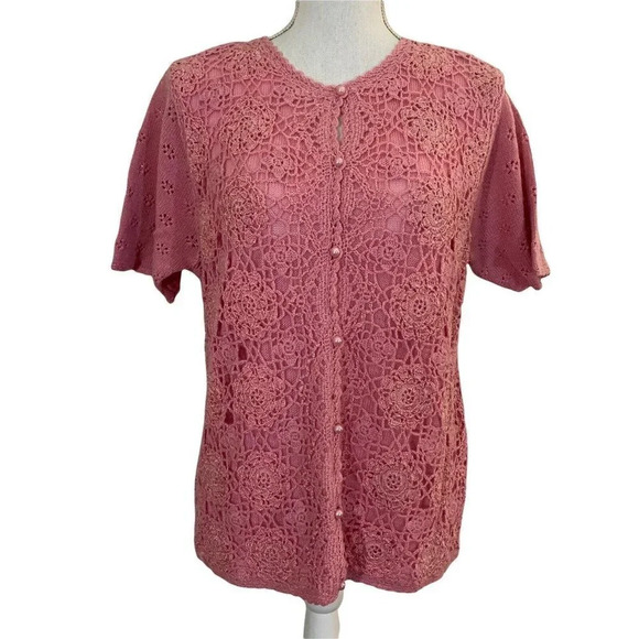 Pink 70s Sweater Lace and Eyelet Short Sleeve Button Up Jaclyn Smith Medium - Picture 1 of 9